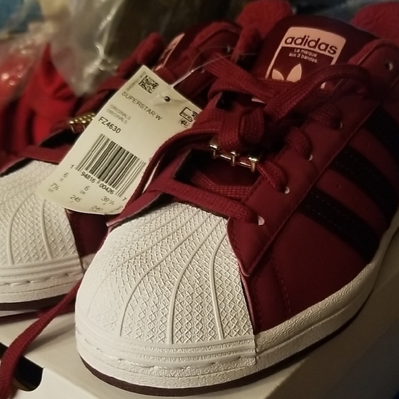 New in Box!!Adidas Superstar Shoes - Red and White.Super Cute! Great Price! - Picture 6 of 11